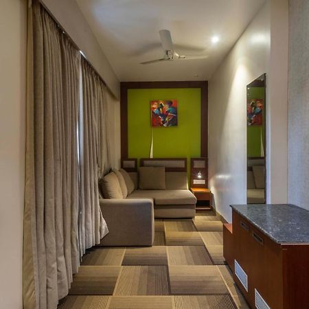 Club Central Bolpur Exterior foto